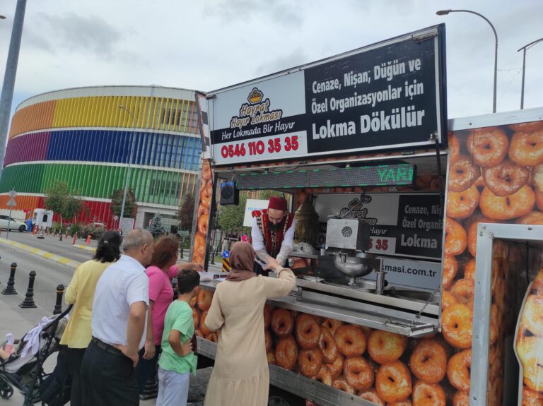 Mobil Lokmacılar ile Lokma İkramları Her Yerde