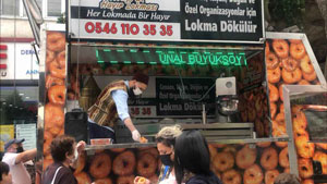 Lokmacı ile Hayır Lokması Döktürme ve Toplumsal Birliktelik