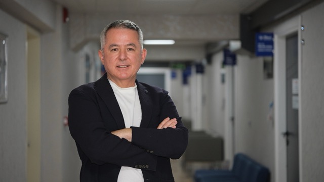 Üroloji uzmanı, böbrek taşının belirtilerini ve nedenlerini açıkladı